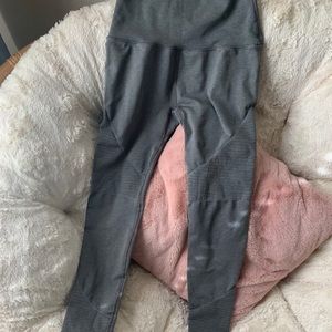 Alphalete revival leggings